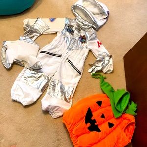 Dress up time! Awesome Canadian Astronaut & cute Pumpkin